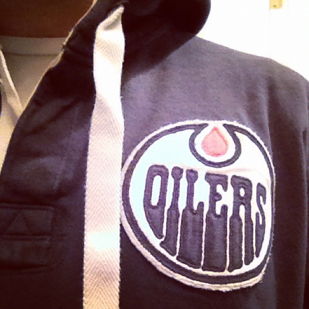 I'm wearing the only sports outfit I have for T-Time. At least the colors are right.