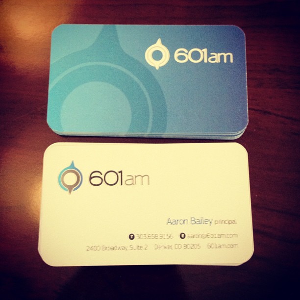 New biz cards arrived today. 1/2 of them had bad varnish. The other half look awesome. Thanks to @mbarilla for an awesome design!