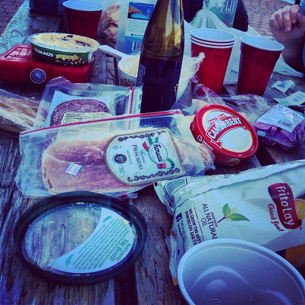 Pre-Sail picnic