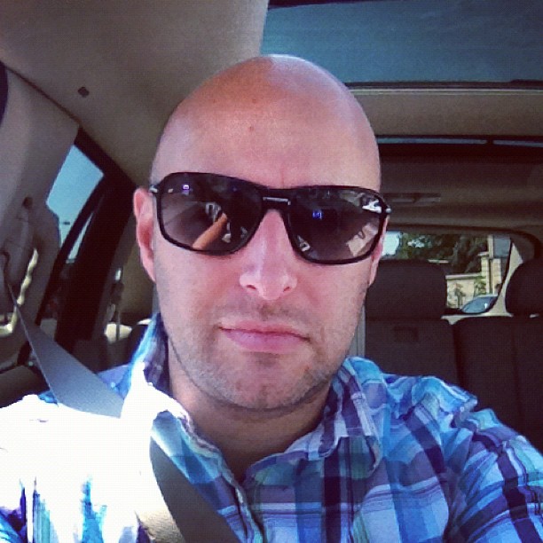 Brunching* with the windows down.