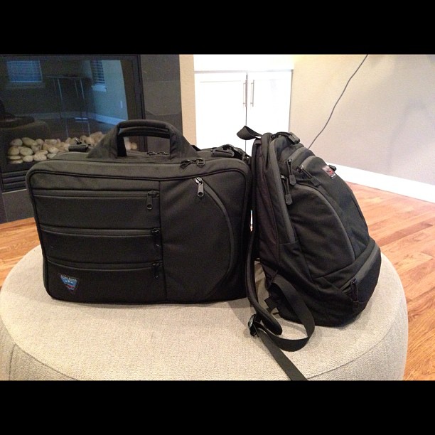 First trip with my new @tombihn Tri-Star. Nth trip with my trusty Synapse.