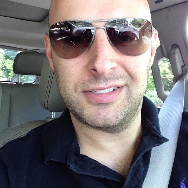 New shades selfie.