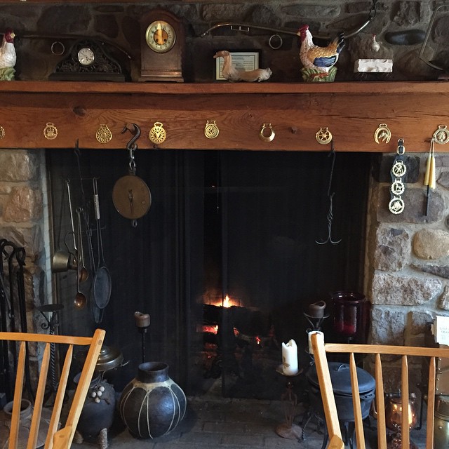 Having breakfast... in 1872.