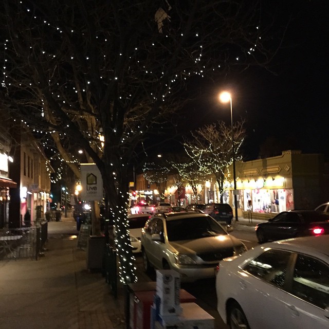 I often forget about 32nd and Lowell. Now that I live so close I need to patronize these shops and restaurants more often.