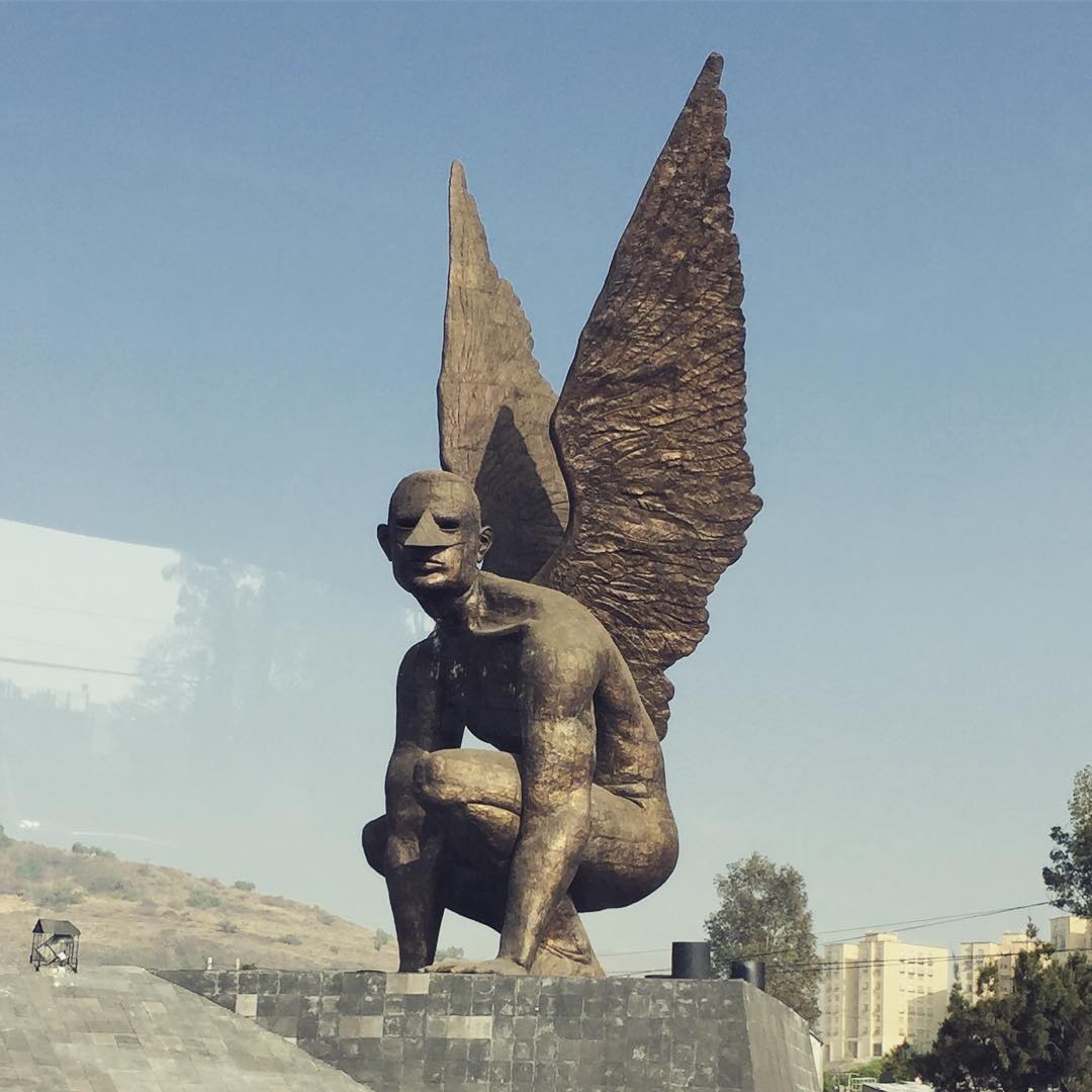 Massive sculpture in the middle of the highway! #40
