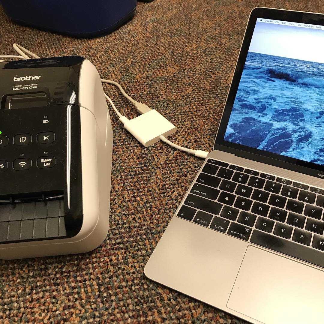 When you haven’t purchased a new desk for your new office but need to be here to finish some things, you work from the floor.