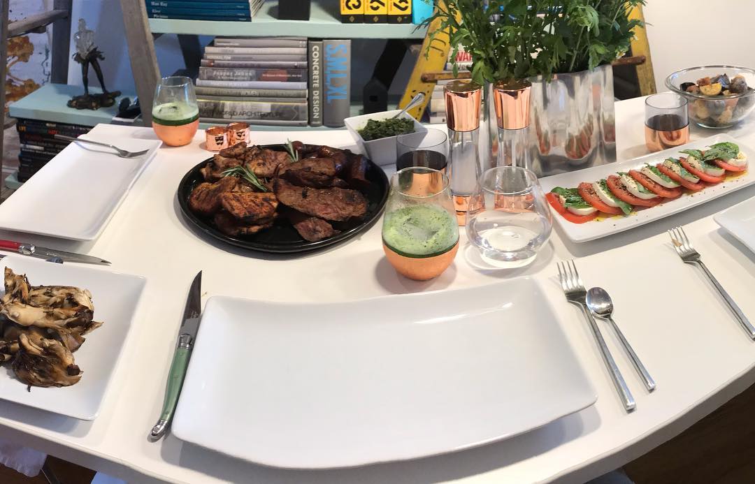 What a lunchtime feast! Steak, chicken, pork, chorizo, salad, potatoes, margs, etc. @hayroluque is a master chef!